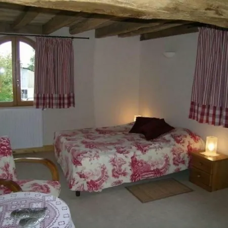 House Le Castel Beaulon